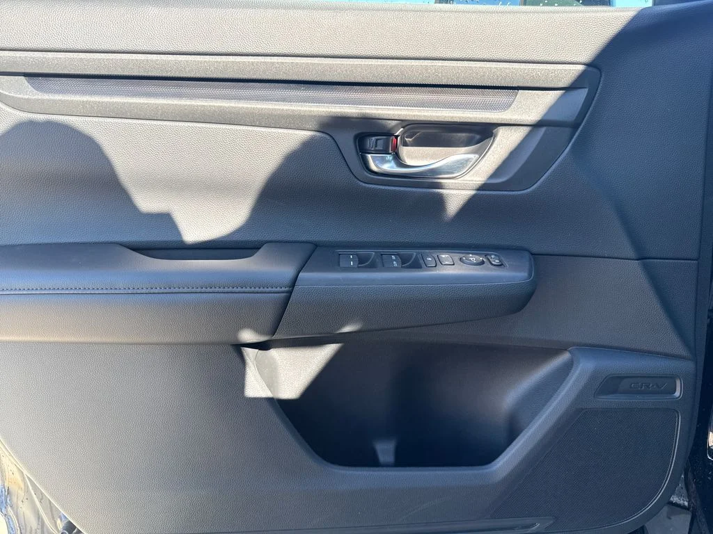 2025 Honda CR-V EX - Photo 11