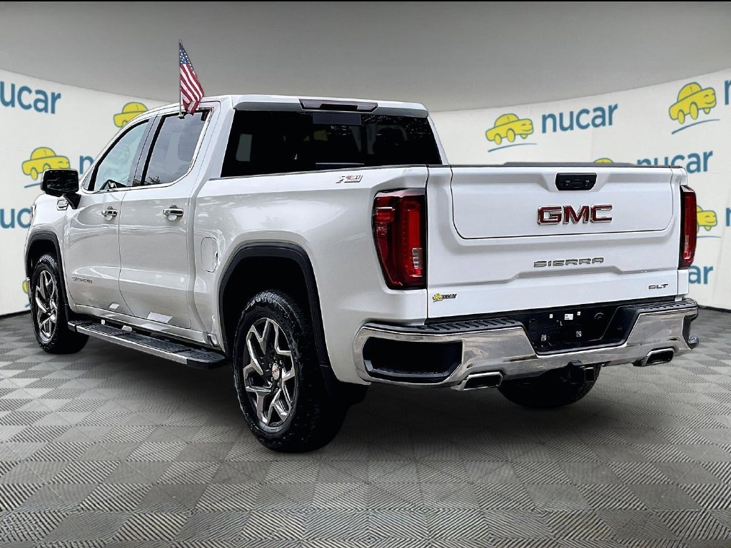 Used 2023 White GMC SLT image 4
