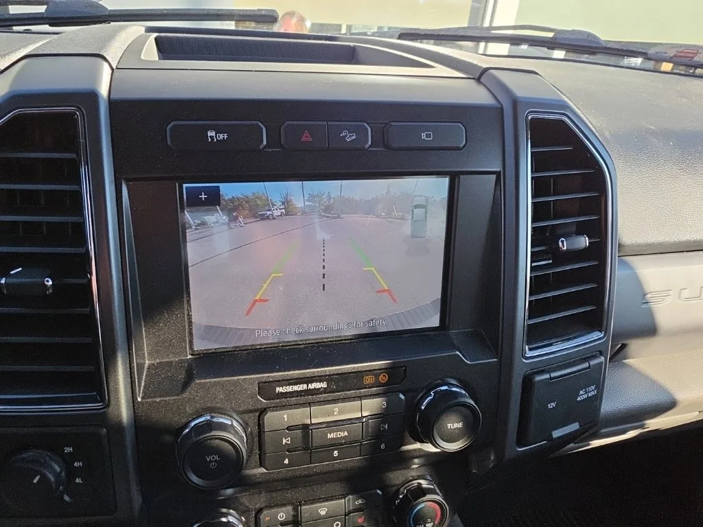 Used 2021 White Ford XLT image 18