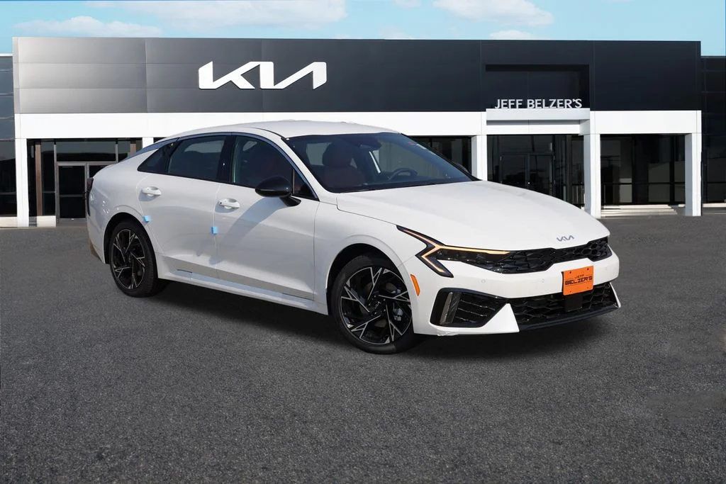 New 2026 Snow White Pearl Kia GT-Line image 1