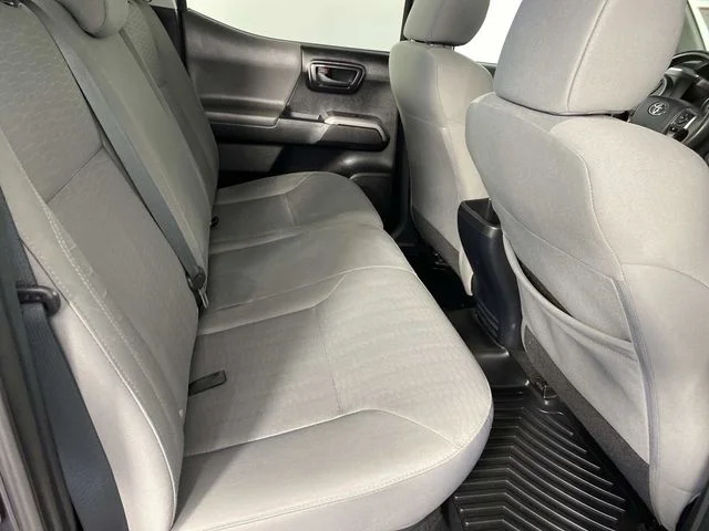 Used 2018 Gray Toyota SR5 image 12