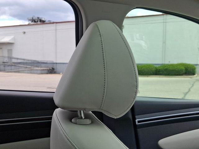 Certified Used 2024 White Hyundai SEL Convenience image 13