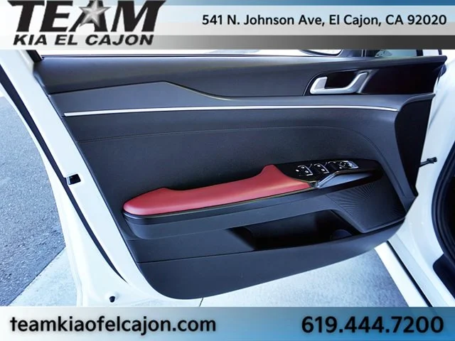Used 2024 White Kia GT-Line image 24