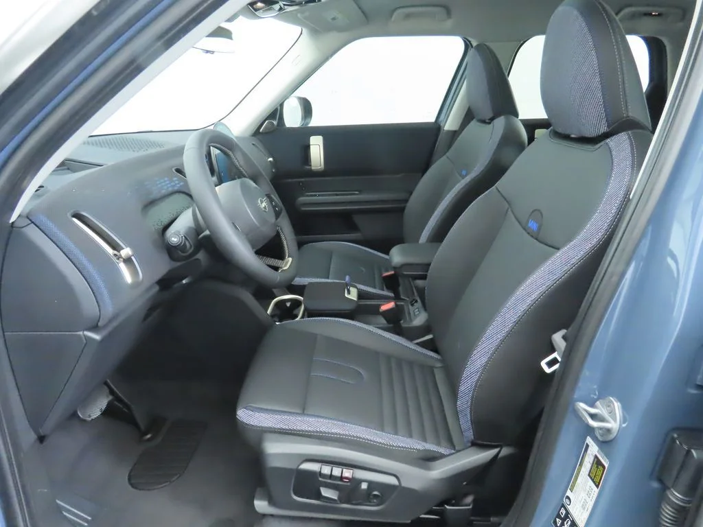 2026 MINI Countryman S - Photo 22