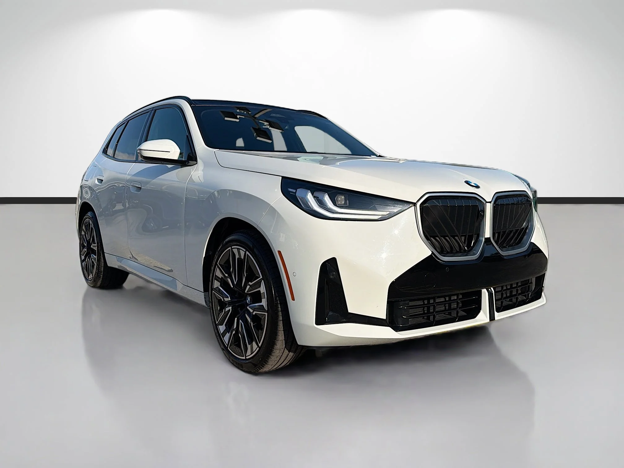 2025 BMW X3 30 XDRIVE's photo