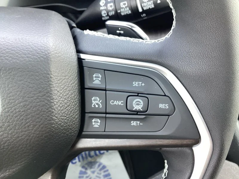 New 2026 Baltic Gray Metallic Clearcoat Jeep Limited Reserve image 32