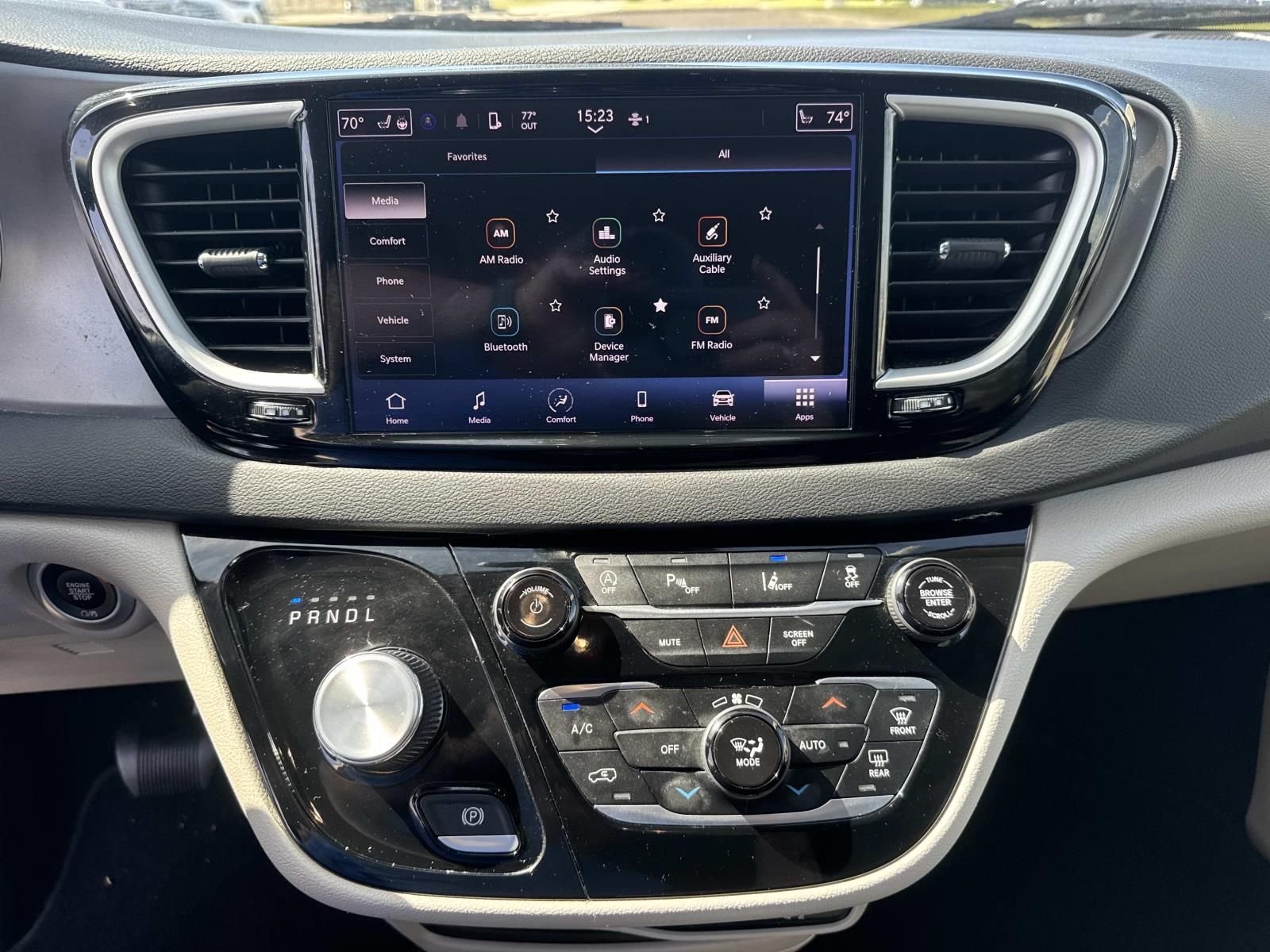 2023 Chrysler Pacifica Touring L - Photo 26