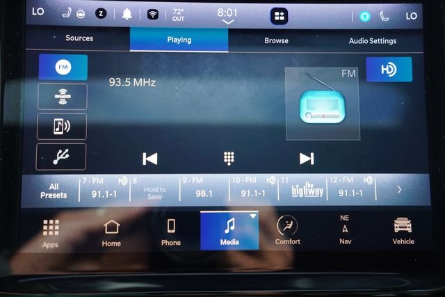 Certified Used 2022 Silver Jeep Limited image 30