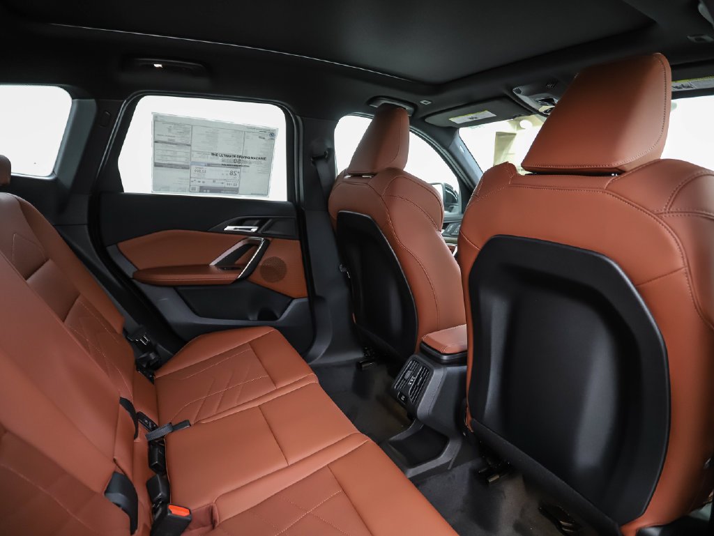 New 2027 Jet Black BMW xDrive28i image 26
