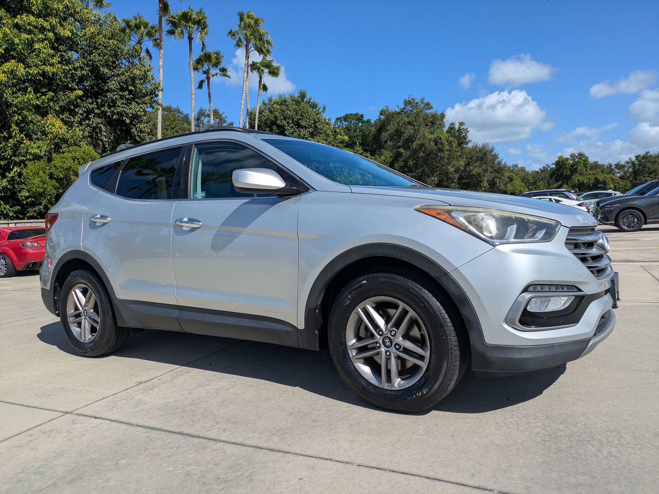 Used 2017 Sparkling Silver Hyundai 2.4L image 1