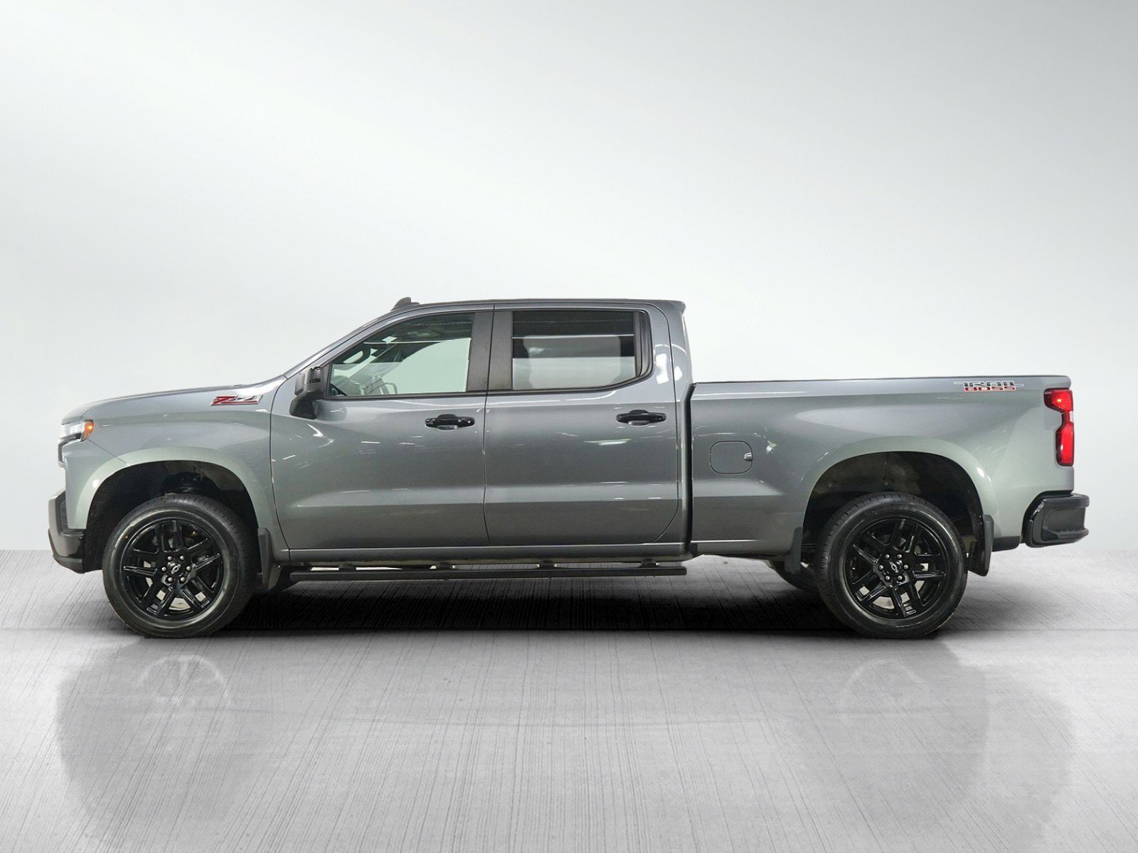 Used 2021 Chevrolet Silverado 1500 LT Trail Boss with VIN 1GCPYFEL9MZ291869 for sale in White Bear Lake, Minnesota