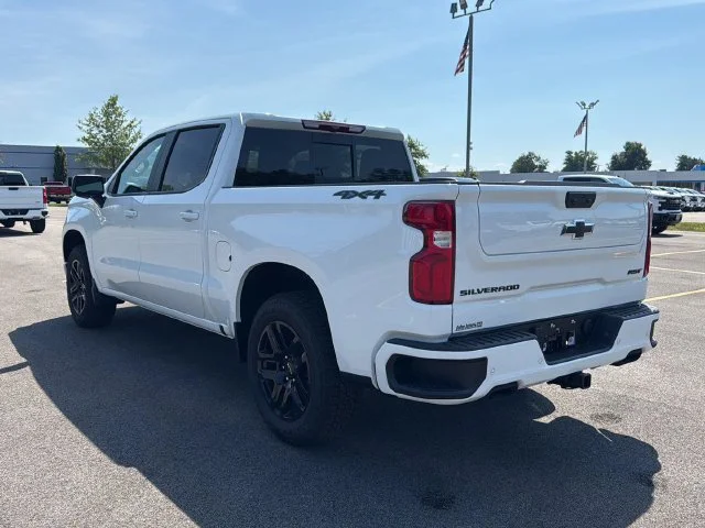 New 2026 Summit White Chevrolet RST image 20