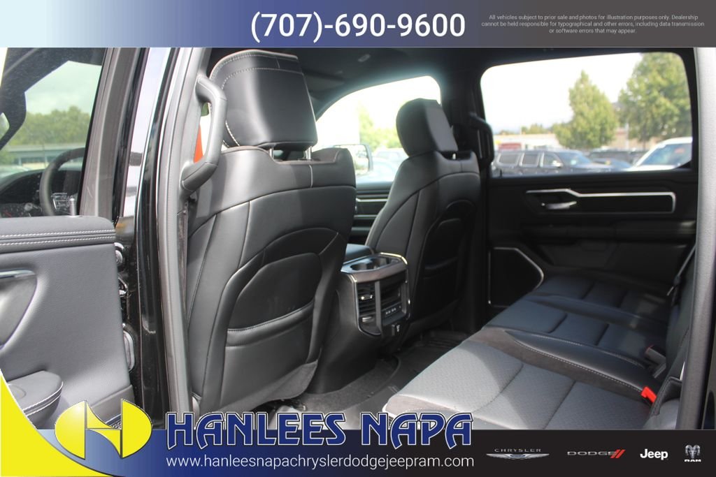 New 2026 Diamond Black Crystal Pearl-Coat Exterior Paint RAM Laramie image 15
