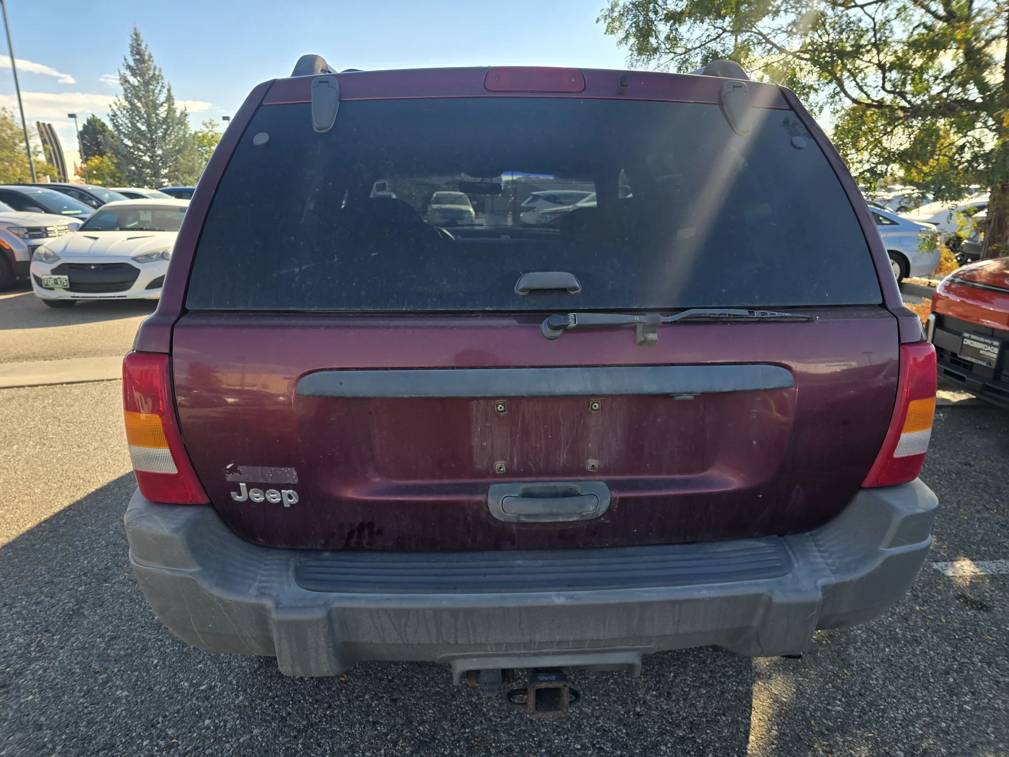 Used 2000 Flame Red Clearcoat Jeep Laredo image 14