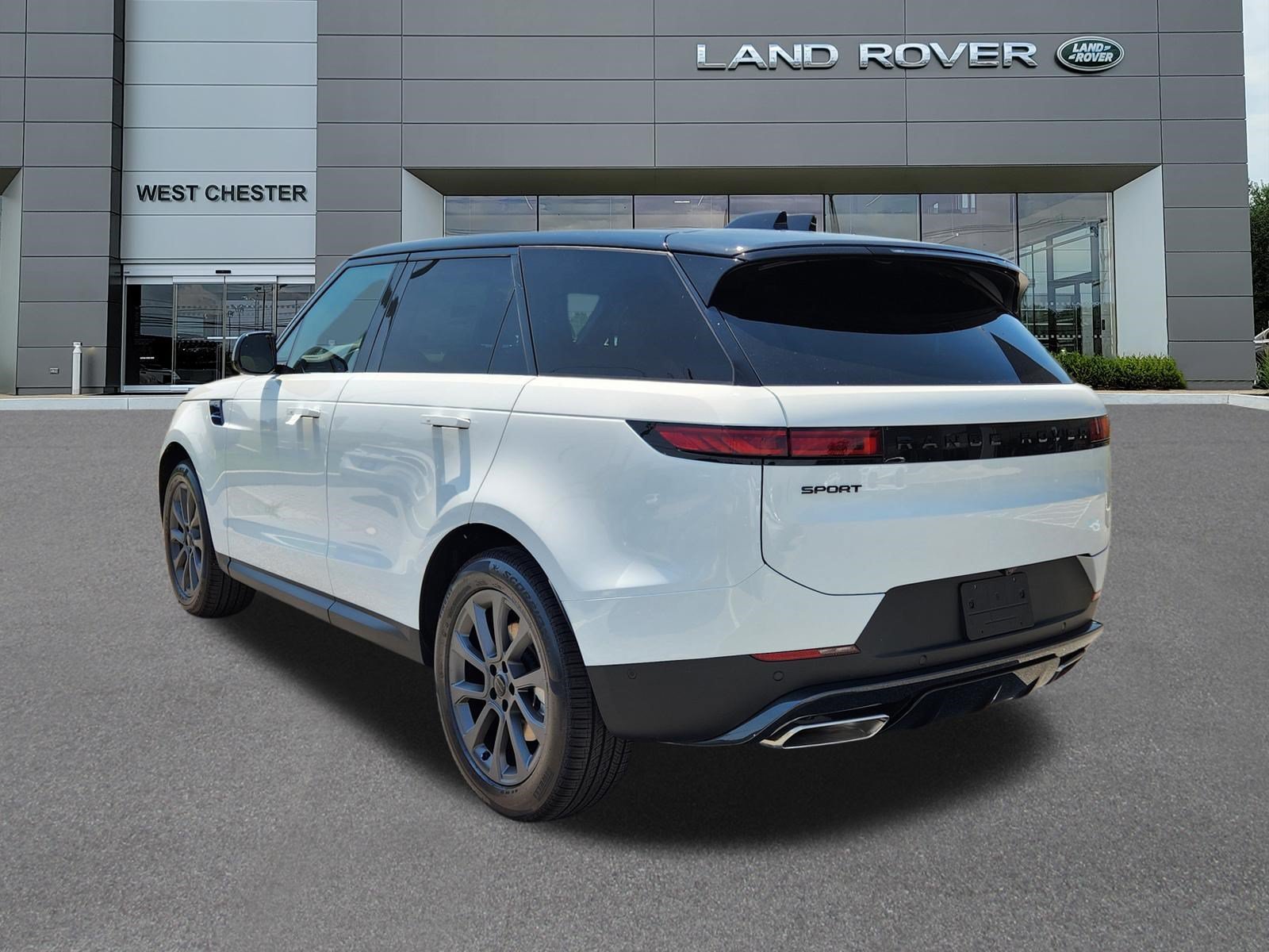 New 2026 Fuji White LAND ROVER SE image 3