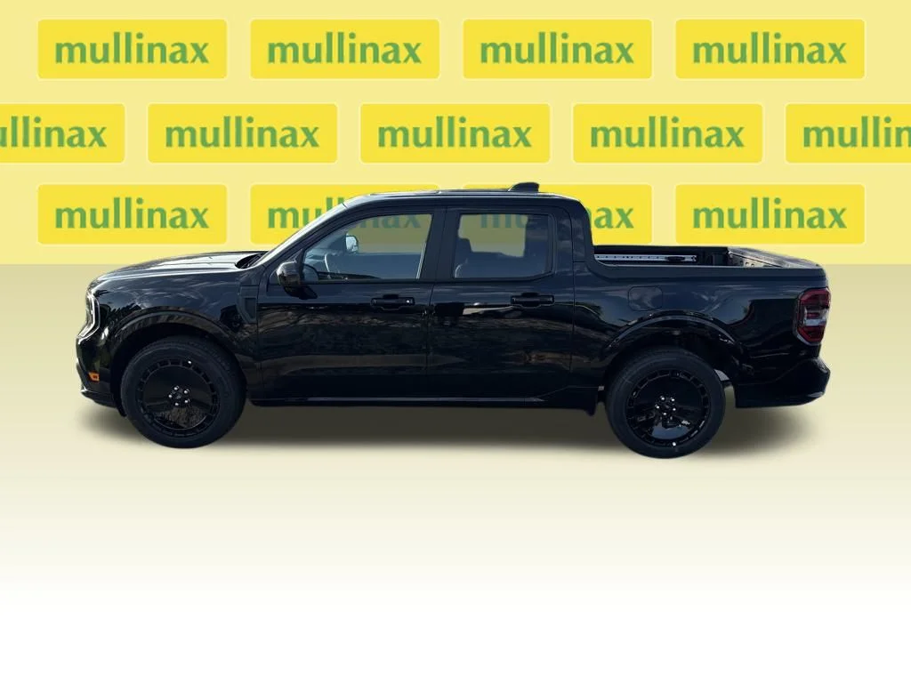 New 2025 Black Ford Lobo High image 11