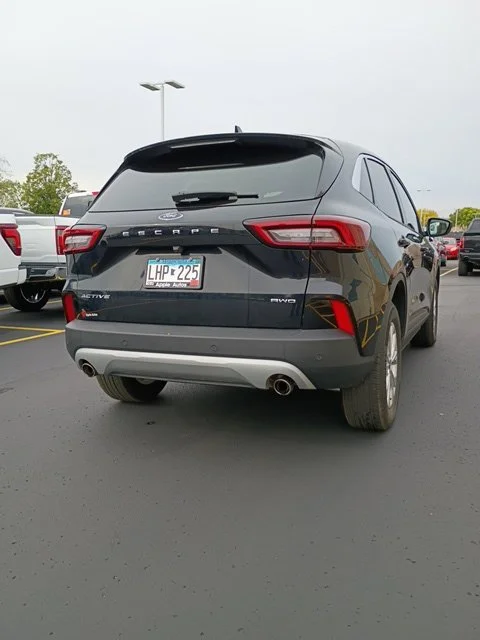 Used 2023 Black Ford Active image 2