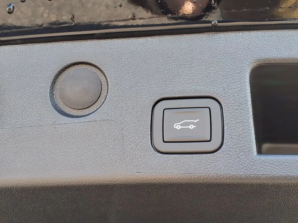 2026 GMC Terrain AT4 - Photo 25
