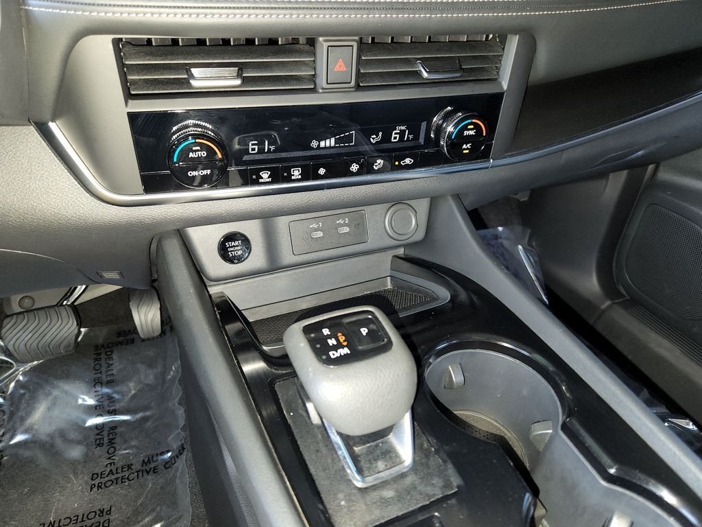 Used 2025 Silver Nissan SV image 20