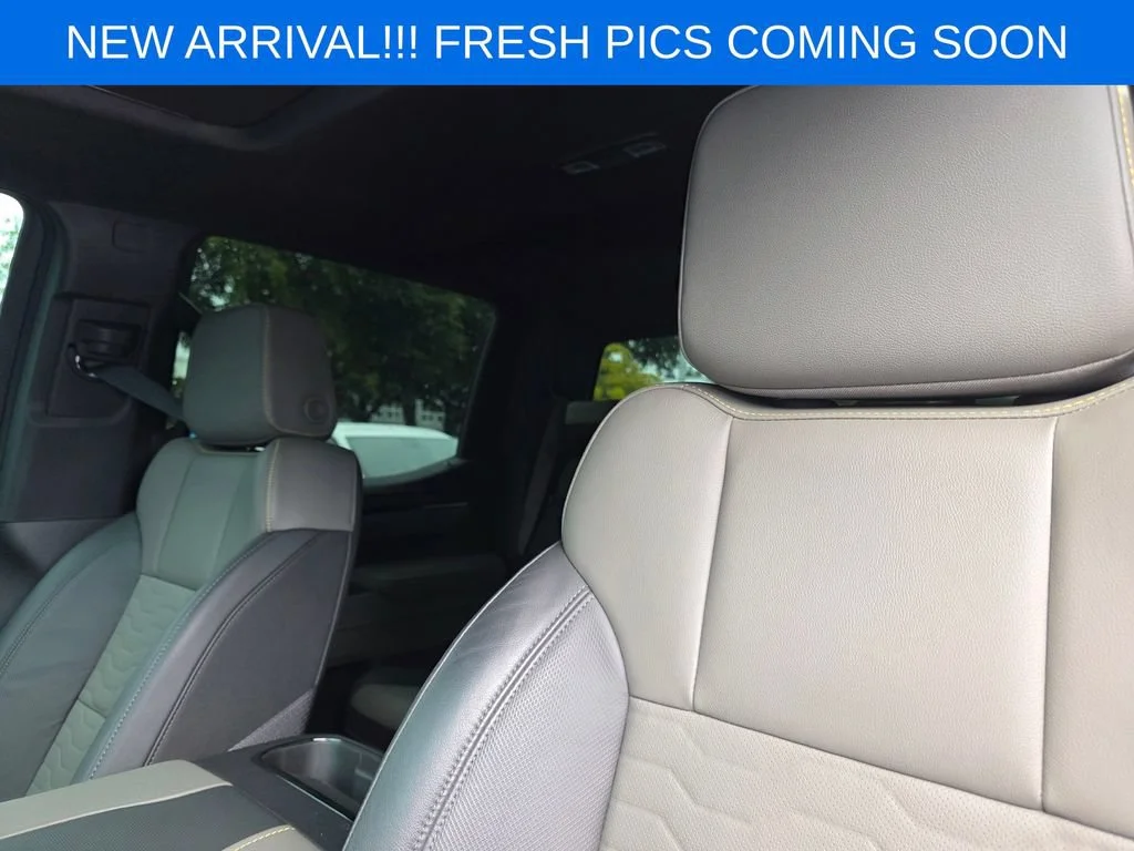 Used 2025 Black Chevrolet ZR2 image 9