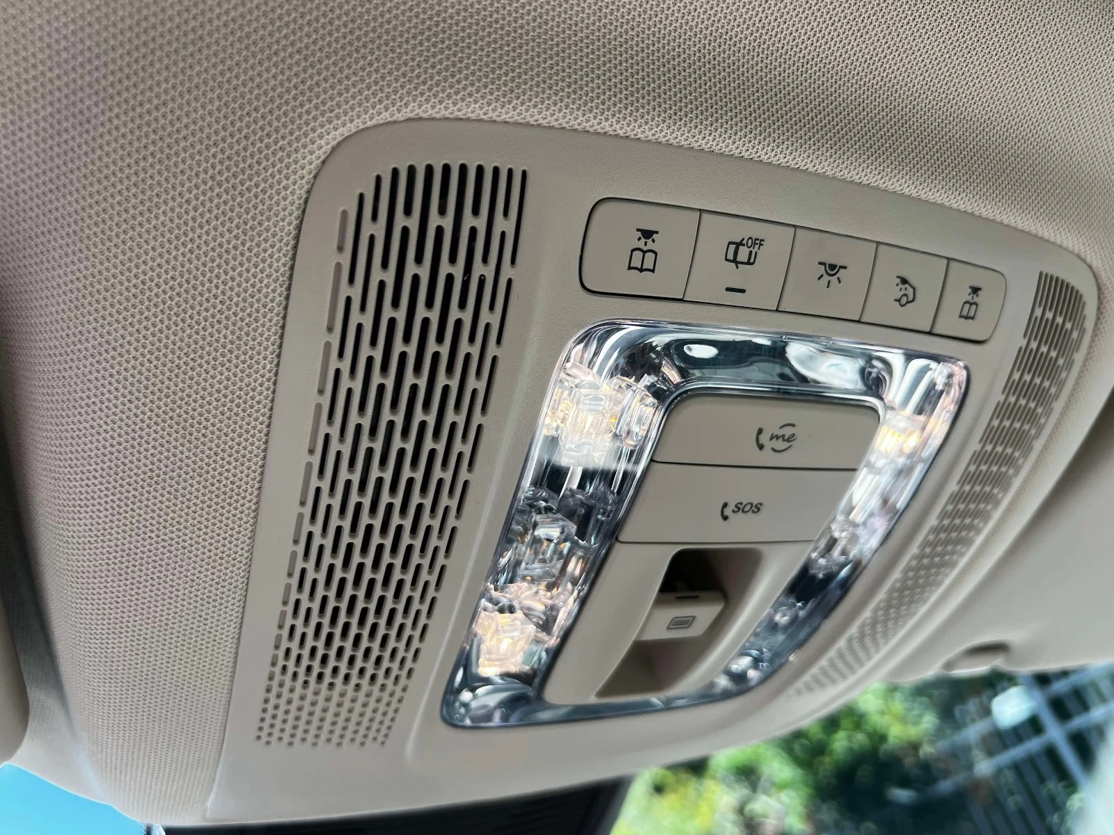 Certified Used 2023  Mercedes-Benz GLS 450 image 37