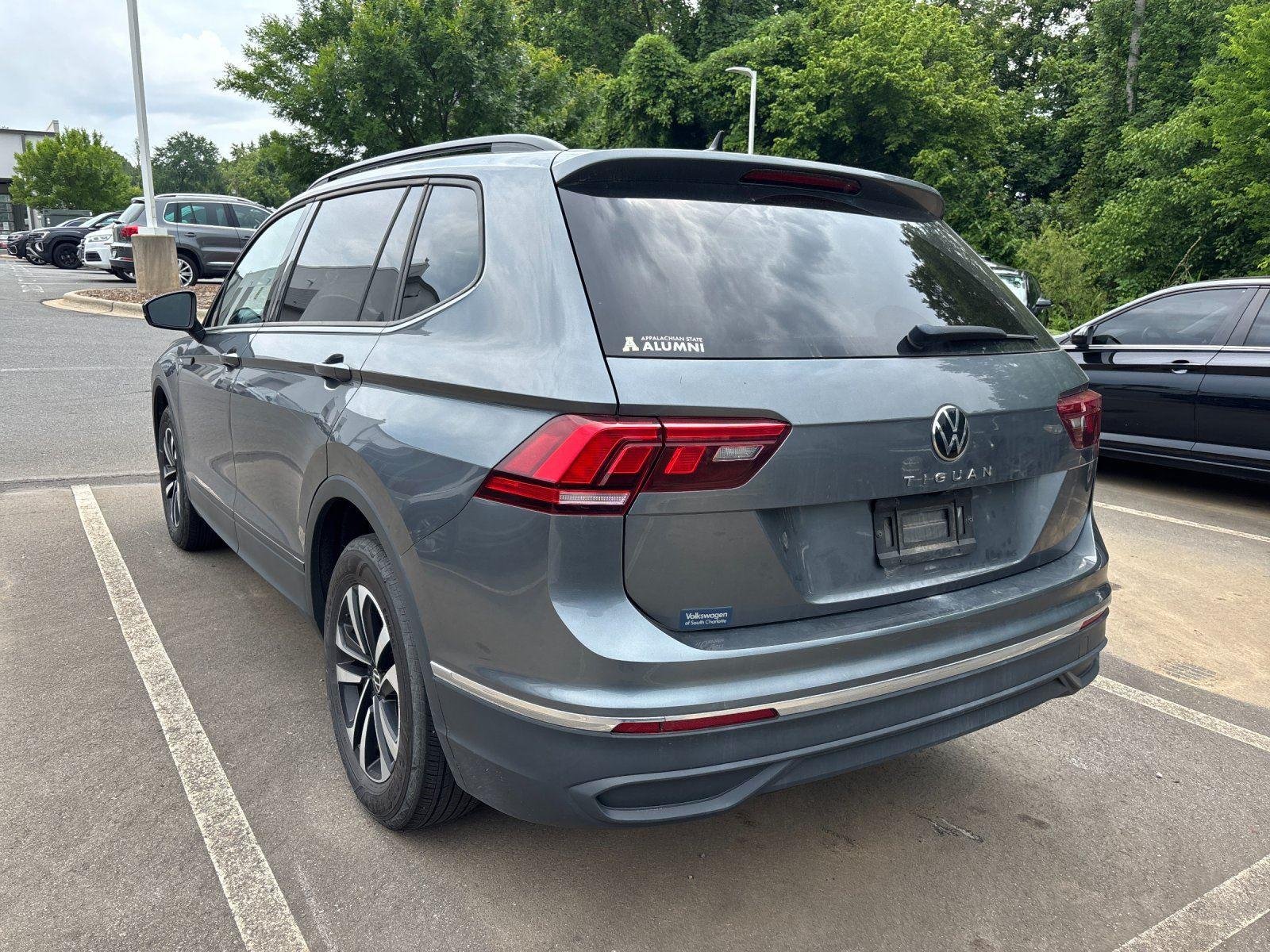Used 2024 Platinum Gray Metallic Volkswagen S image 3