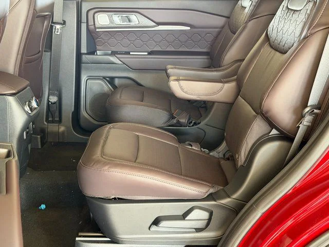 New 2026 Rapid Red Metallic Tinted Clearcoat Ford Platinum image 19