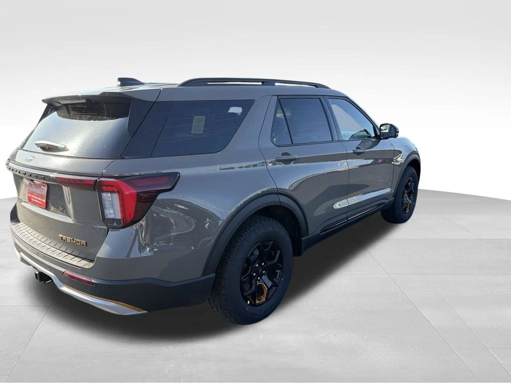 New 2026 Gray Ford Tremor image 9
