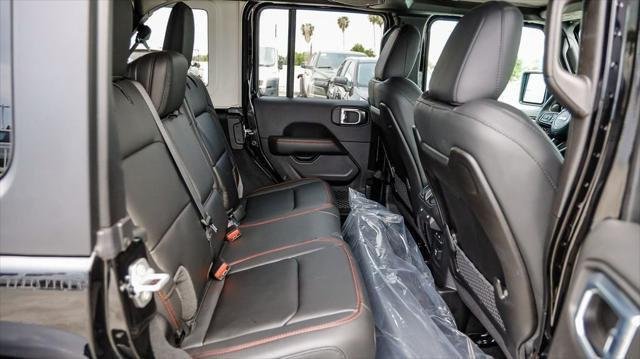 New 2026 Black Clear-Coat Exterior Paint Jeep Rubicon image 20
