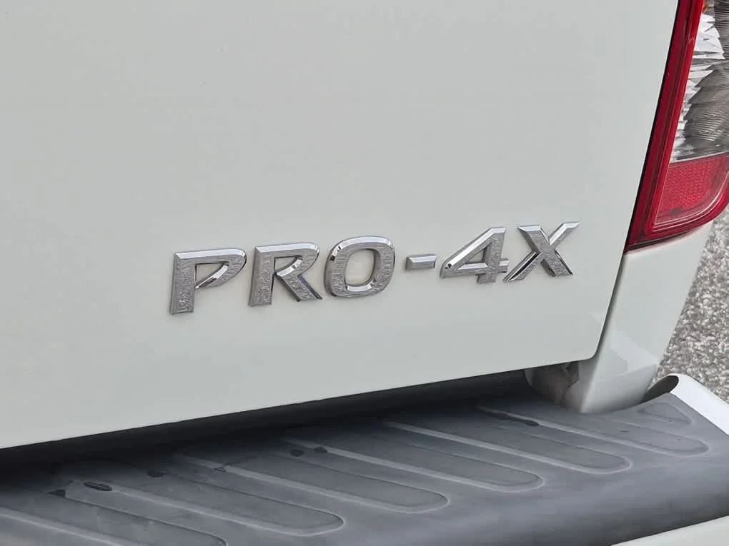 Used 2020 Glacier White Nissan PRO-4X image 20
