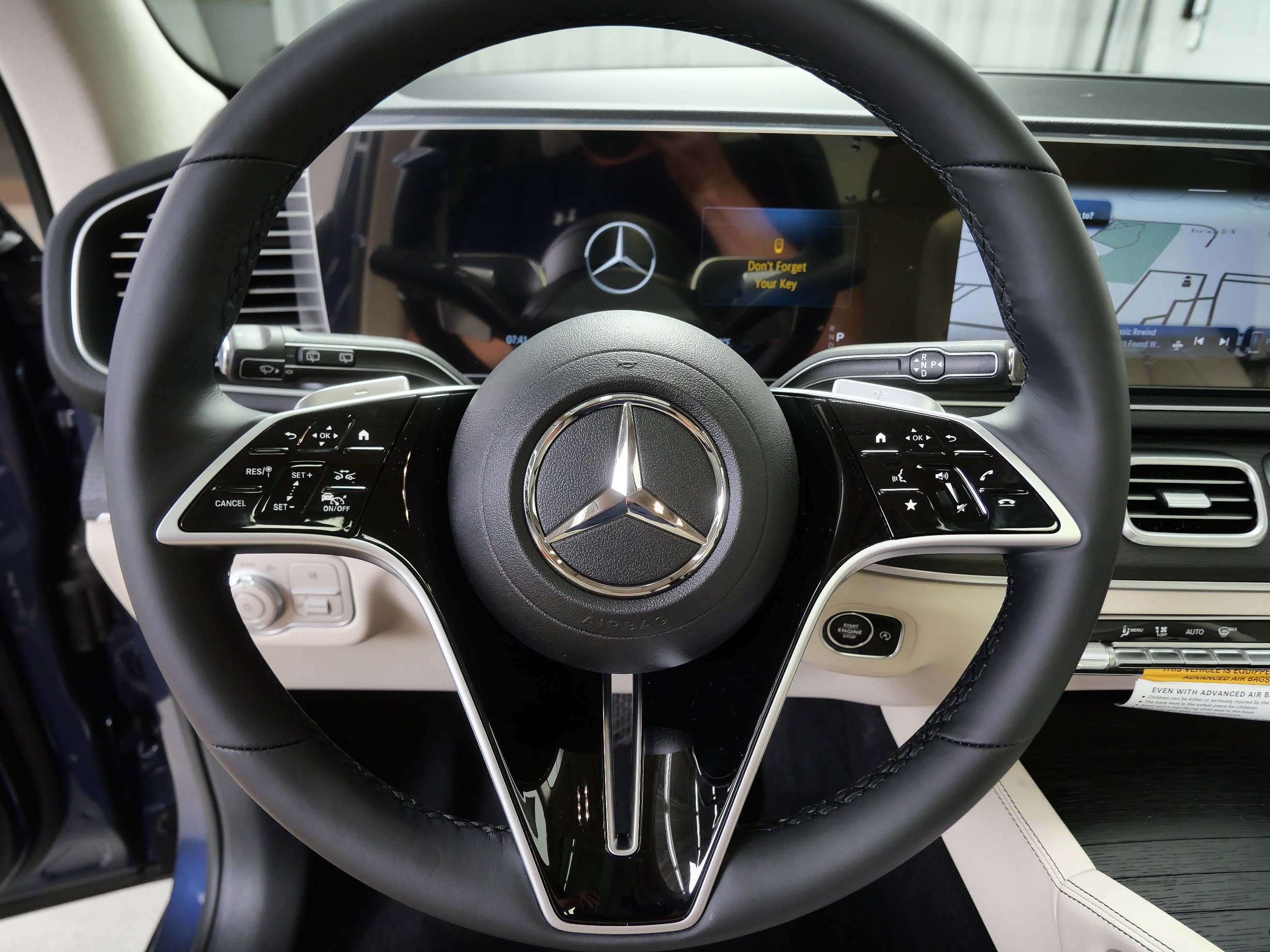 New 2026 Twilight Blue Metallic Mercedes-Benz GLE 350 image 12