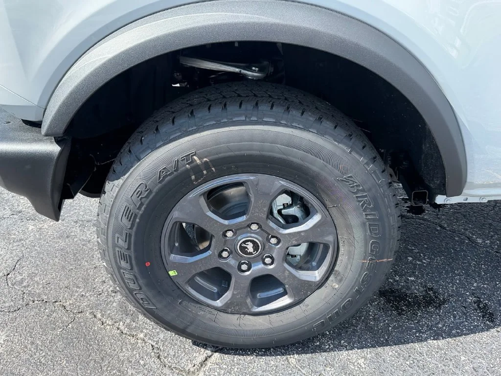 New 2026 Avalanche Gray Ford Big Bend® image 15