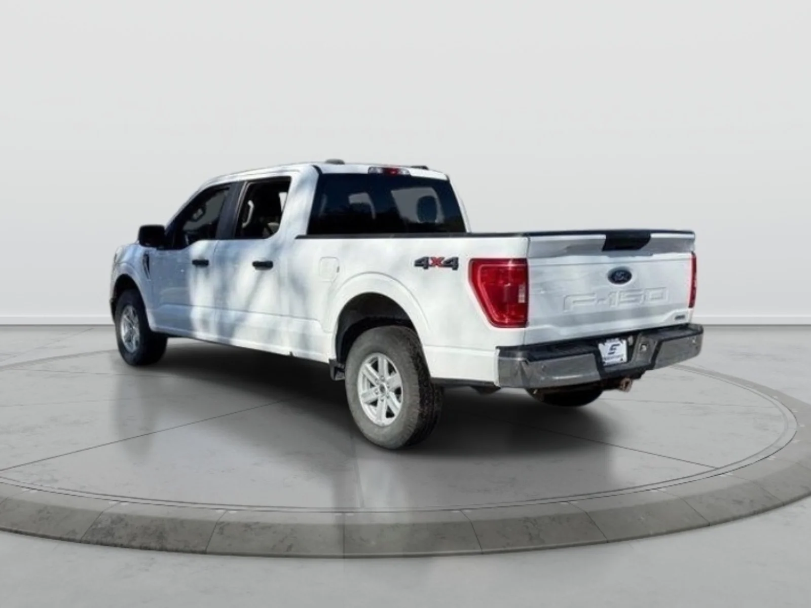 Used 2023 White Ford XLT image 5