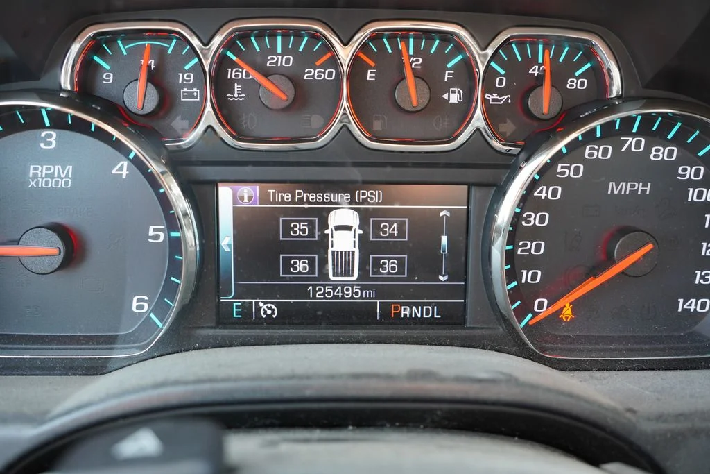 Used 2018 White GMC SLT image 8