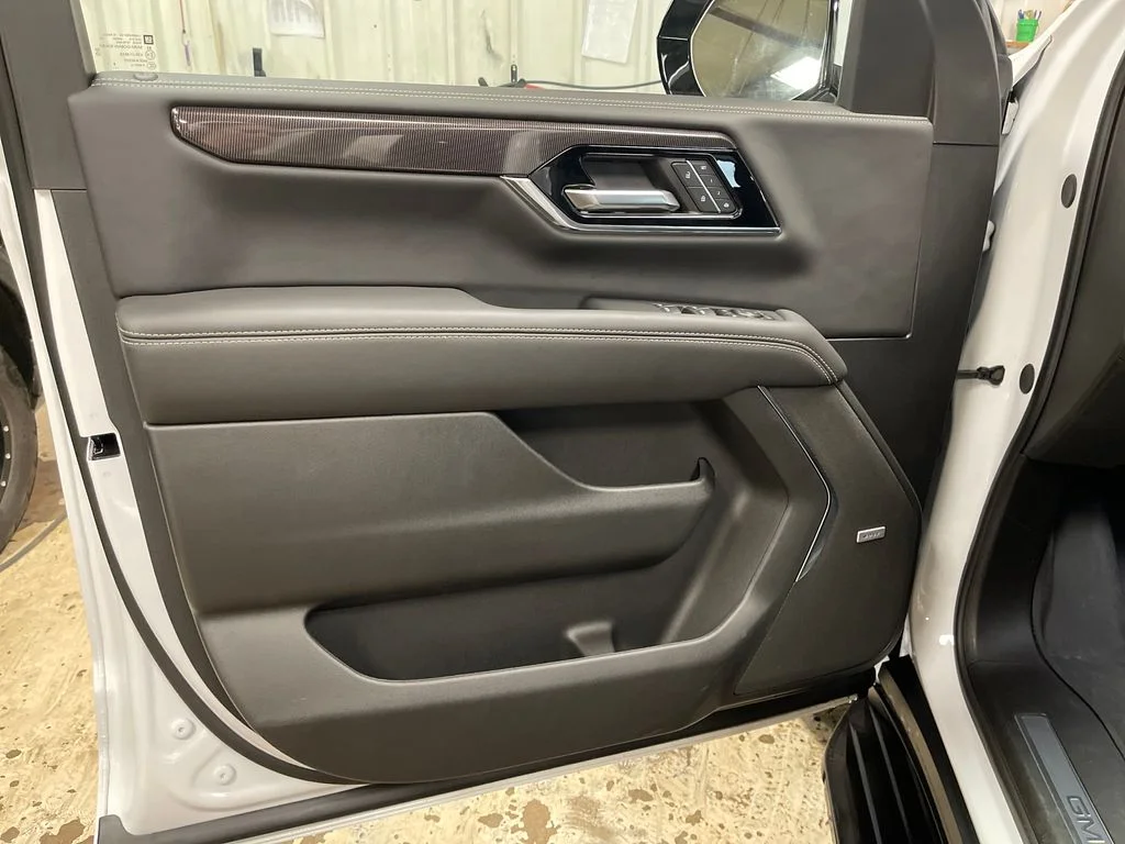 Used 2026 White GMC Elevation image 15