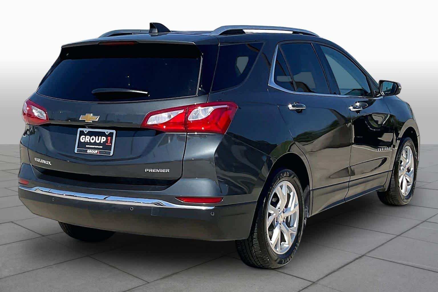 Used 2020 Nightfall Gray Metallic Chevrolet Premier image 13