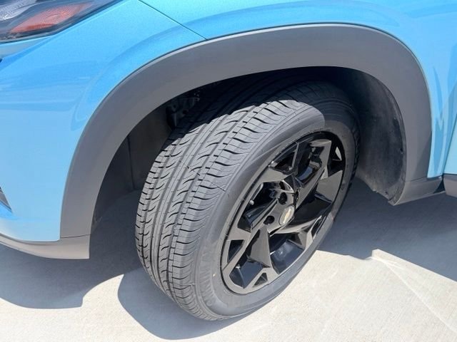 2025 Chevrolet Trax LT - Photo 31