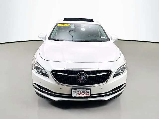 1G4ZR5SS3HU125275