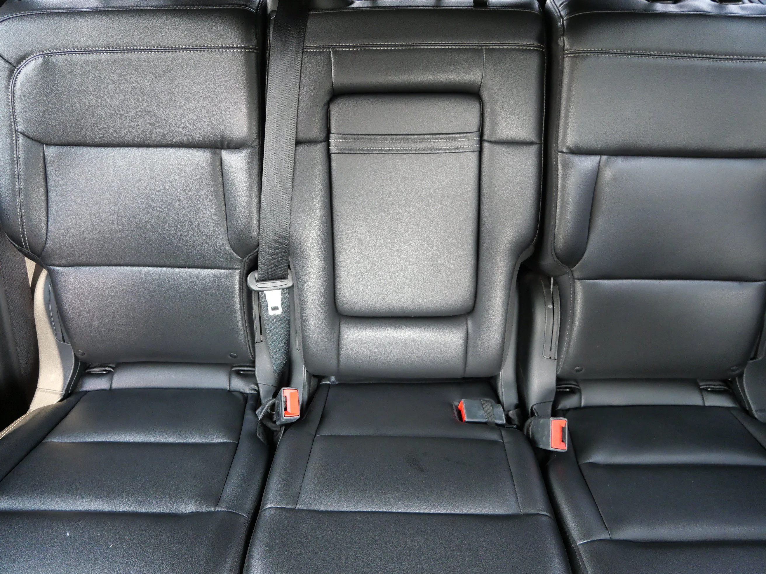 Used 2020 Agate Black Metallic Ford XLT image 13