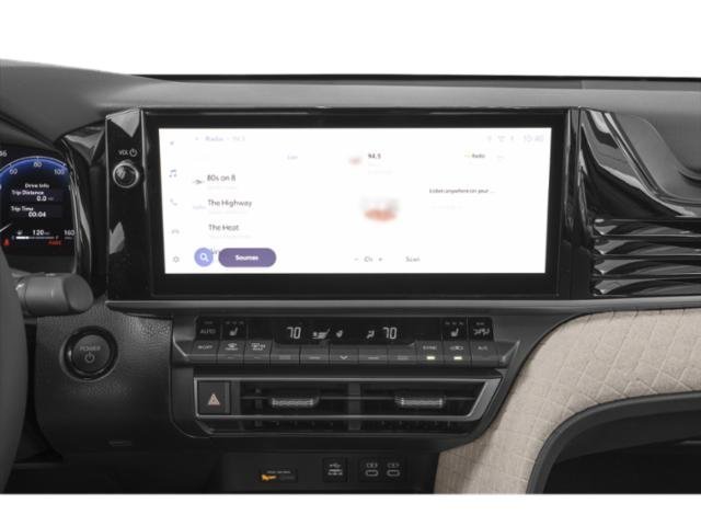 2026 Toyota Camry XLE - Photo 9