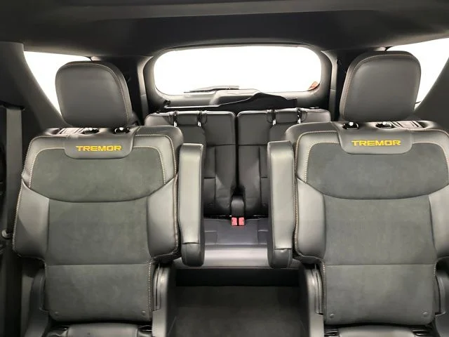 New 2026 Carbonized Gray Metallic Ford Tremor® image 28