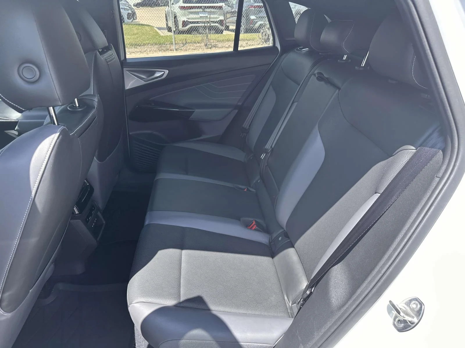 Certified Used 2023 White Volkswagen Pro S Plus image 13