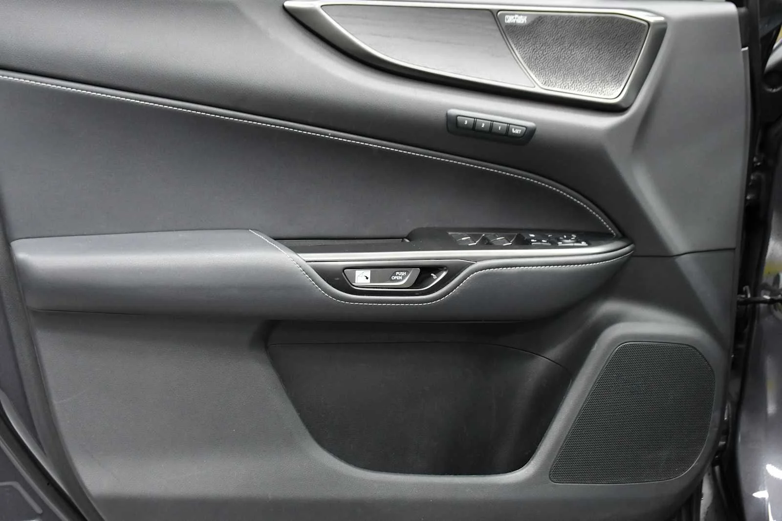 Certified Used 2023 CLOUDBURST GRAY Lexus Luxury image 15