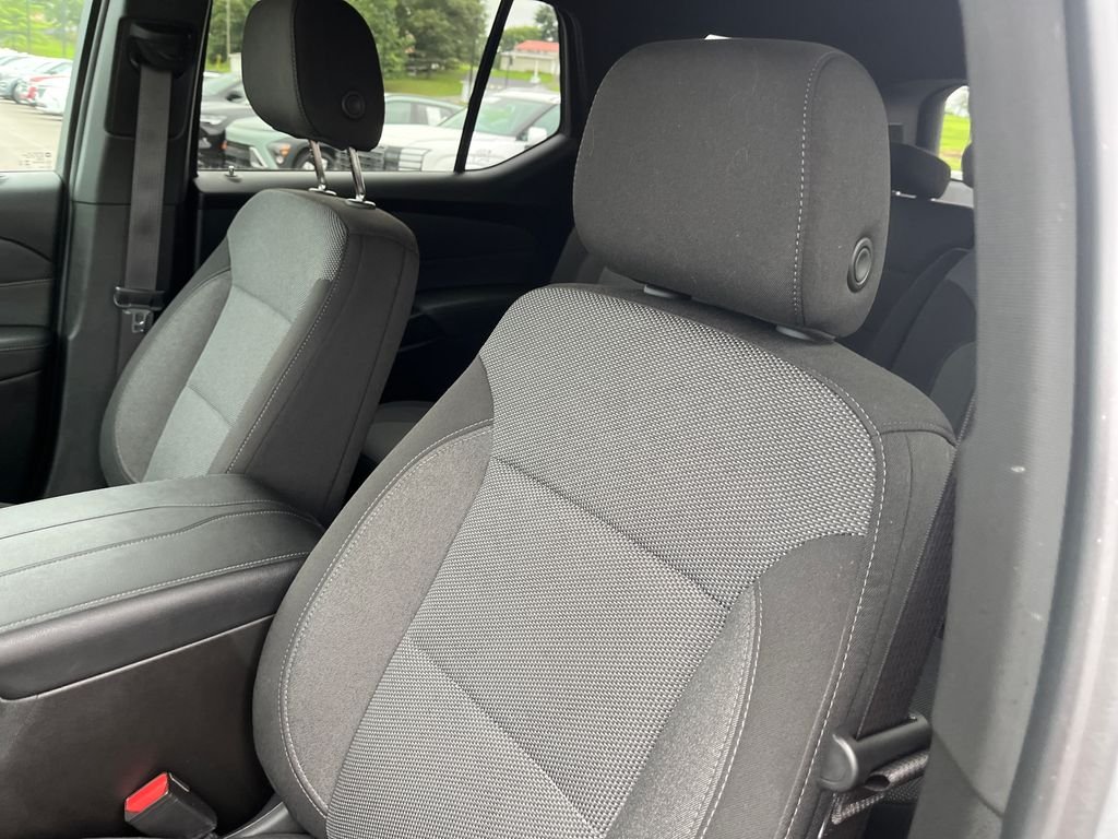 Used 2023 Gray Chevrolet LT image 12