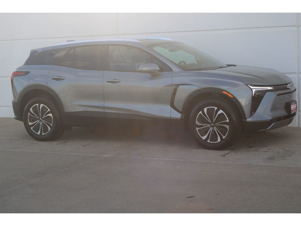 2026 Chevrolet Blazer EV LT - Photo 8