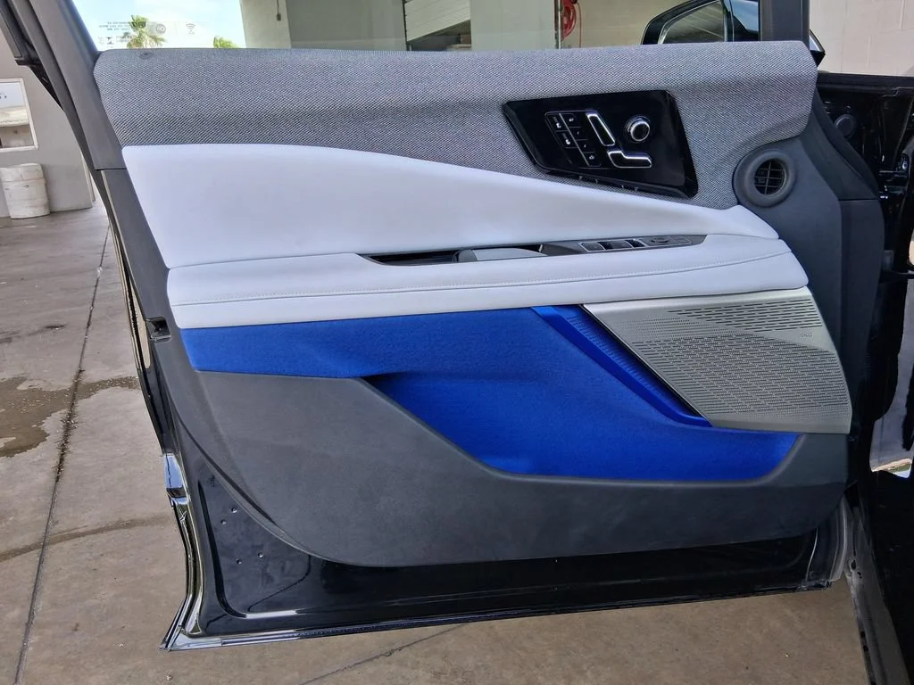 2025 Cadillac OPTIQ Luxury 1 - Photo 17