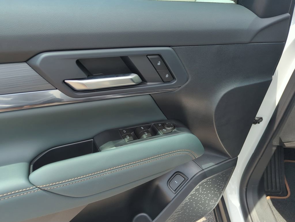 2026 GMC Terrain AT4 - Photo 18