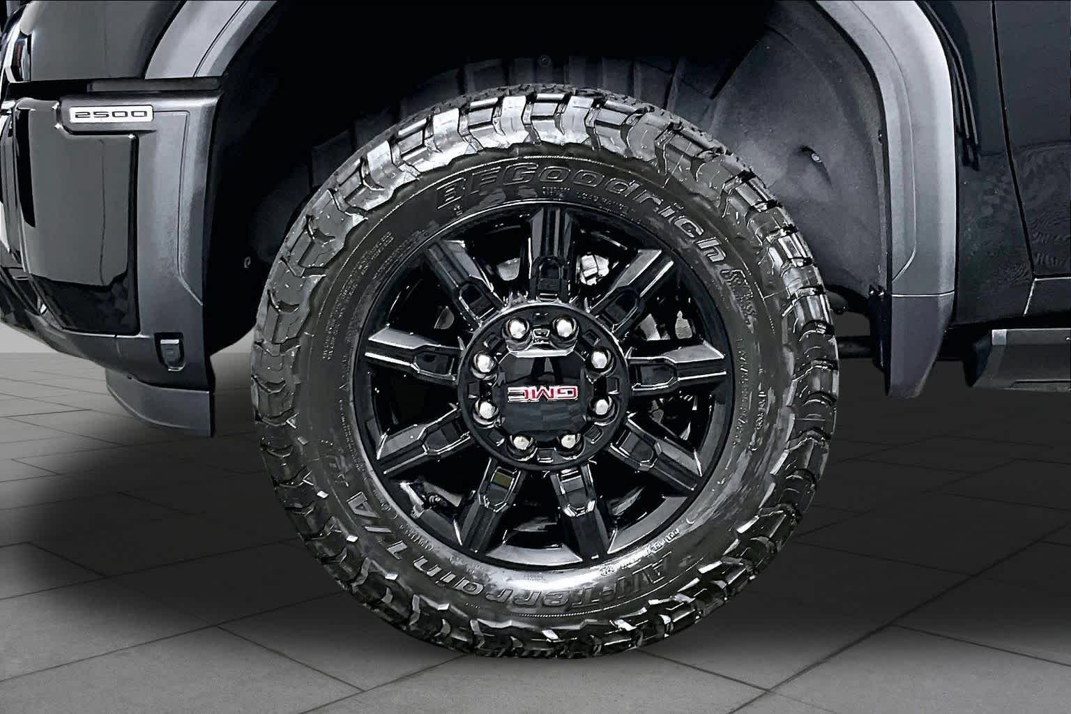 2026 GMC Sierra 2500HD AT4 - Photo 10