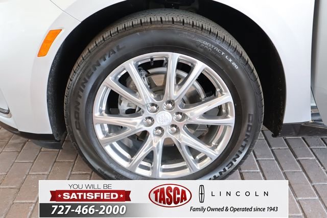 Used 2022 Quicksilver Metallic Buick Premium image 11