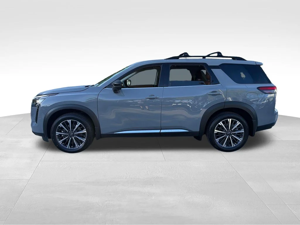 New 2026 Boulder Gray Pearl Nissan Platinum image 4